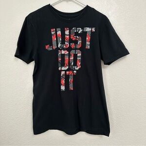Nike Men's Tee